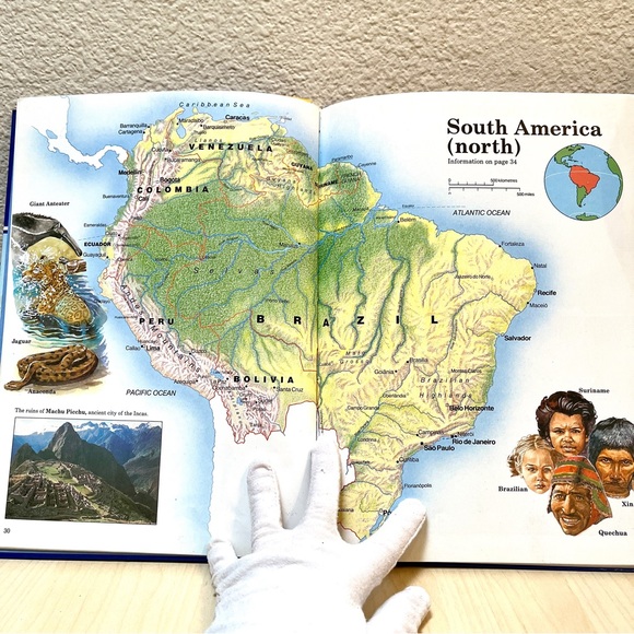 Junior Picture Atlas. Hardcover. EUC. - Picture 8 of 9